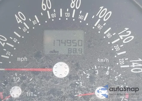 2004 Volkswagen New Beetle Gls from USA, damaged, VIN 3VWCM31Y04M335931